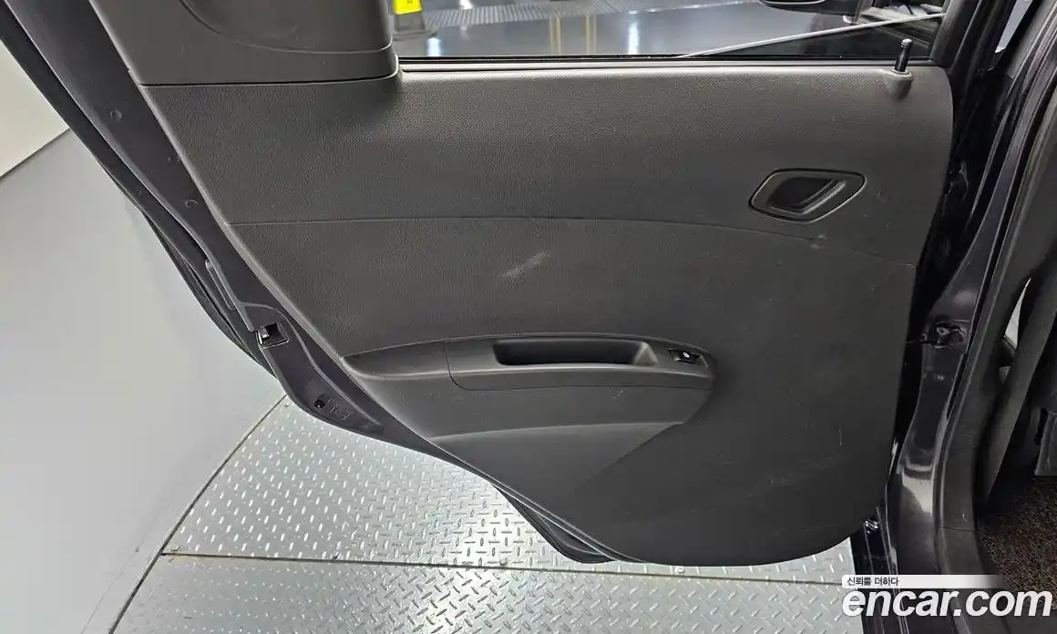 Chevrolet Spark 2013 1.0 автомат (гидро), фото 15