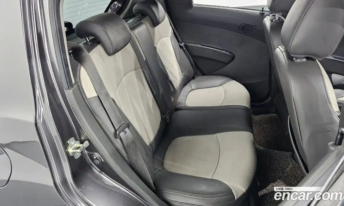 Chevrolet Spark 2013 1.0 автомат (гидро), фото 16