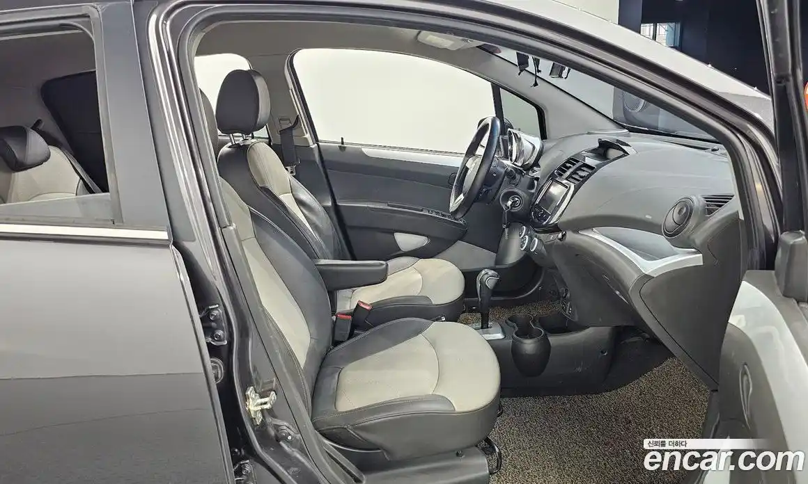 Chevrolet Spark 2013 1.0 автомат (гидро), фото 17