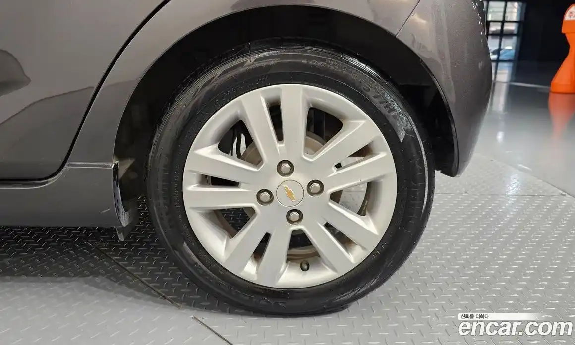Chevrolet Spark 2013 1.0 автомат (гидро), фото 7