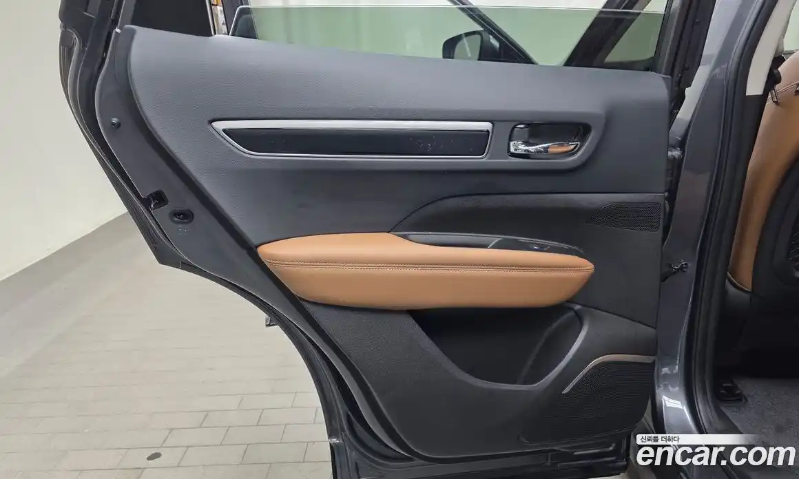Renault QM6 2024 2.0 гидро, фото 15