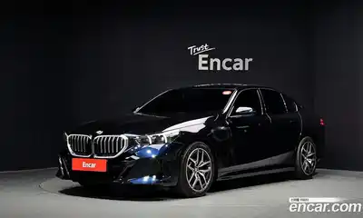 BMW 5 серия, 2024, 9 407 км