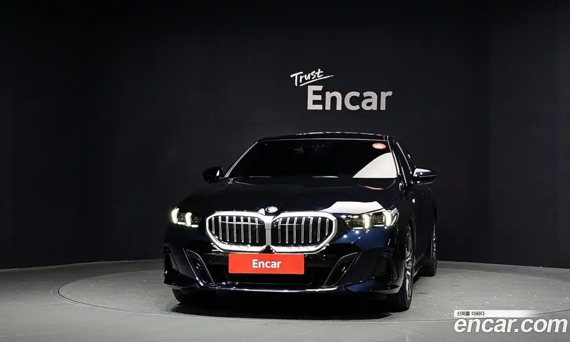 BMW 5 серия 2024 2.0 автомат (гидро), фото 3