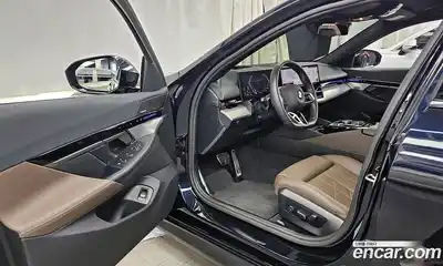 BMW 5 серия 2024 2.0 автомат (гидро), миниатюра 10