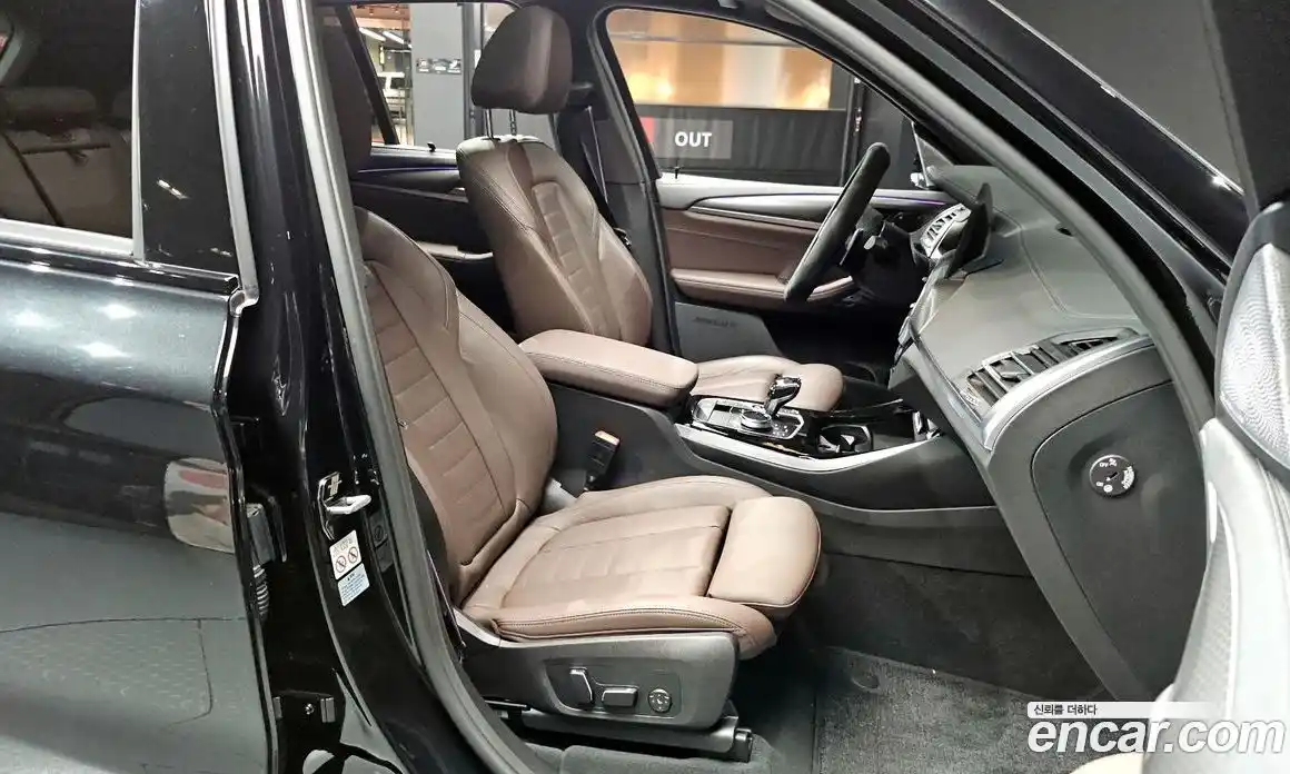 BMW X3 2024 2.0 автомат (гидро), фото 18