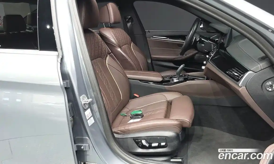 BMW 5 серия 2023 2.0 автомат (гидро), фото 17