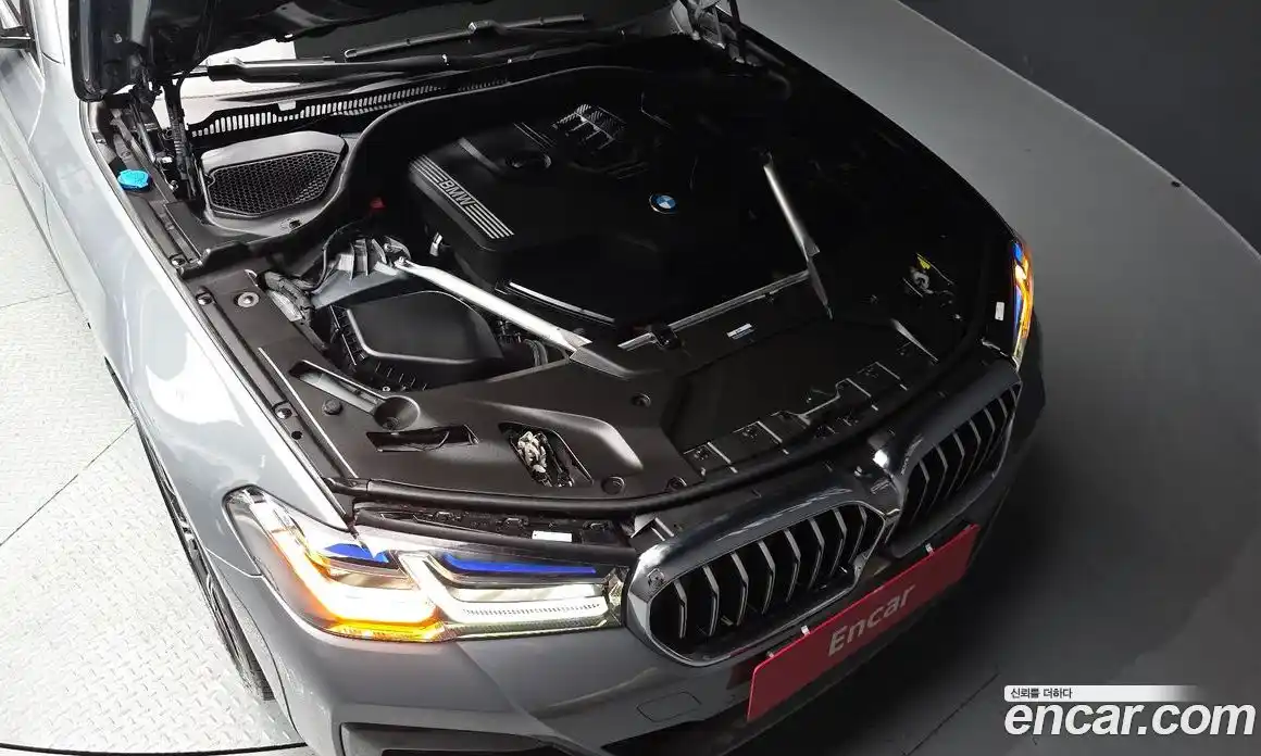 BMW 5 серия 2023 2.0 автомат (гидро), фото 6