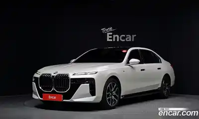 BMW 7 серия, 2023, 38 486 км
