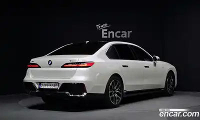 BMW 7 серия 2023 3.0 автомат (гидро), миниатюра 2