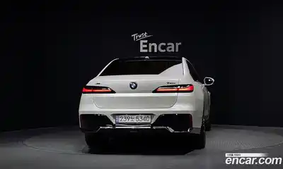 BMW 7 серия 2023 3.0 автомат (гидро), миниатюра 4