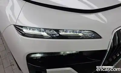 BMW 7 серия 2023 3.0 автомат (гидро), миниатюра 8