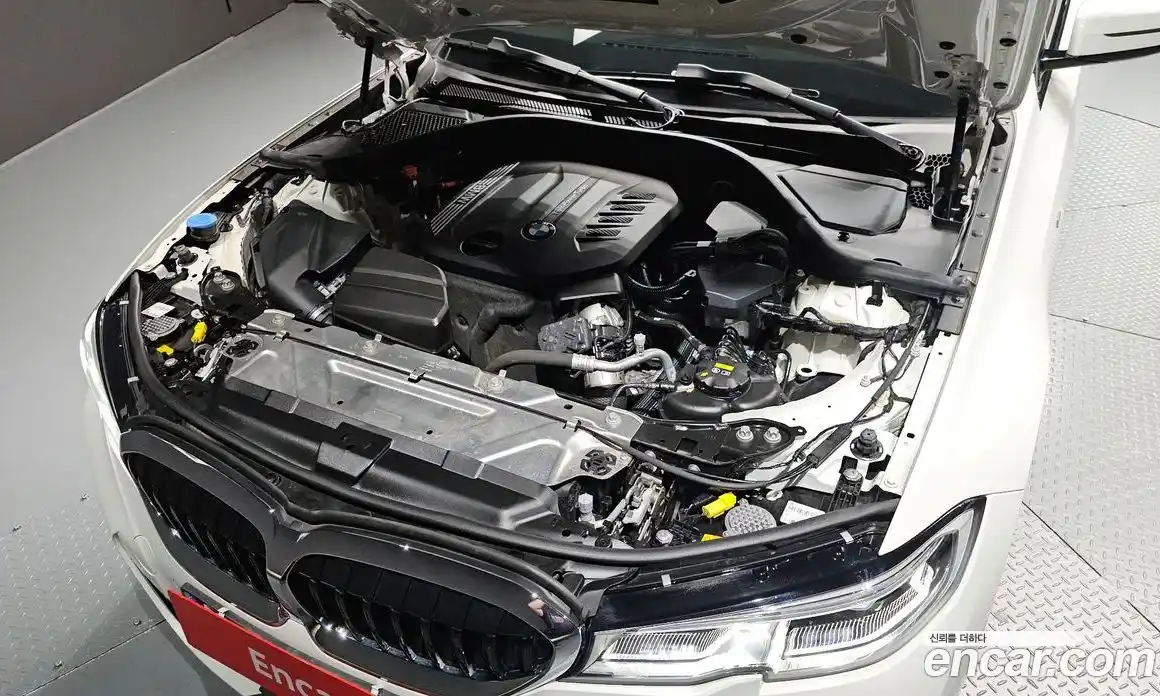 BMW 3 серия 2022 2.0 автомат (гидро), фото 6