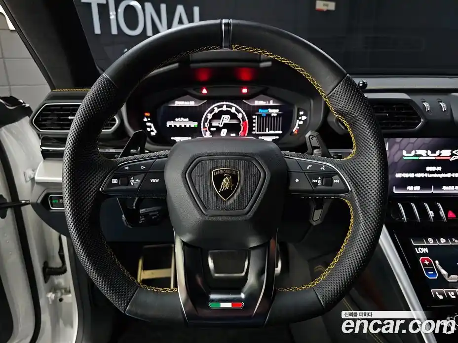 Lamborghini Urus 2023 4.0 гидро, фото 12