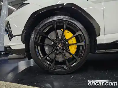 Lamborghini Urus 2023 4.0 гидро, миниатюра 6