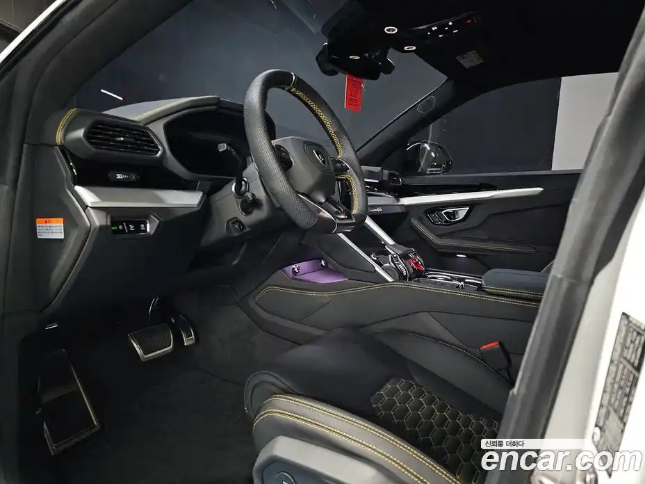 Lamborghini Urus 2023 4.0 гидро, фото 10