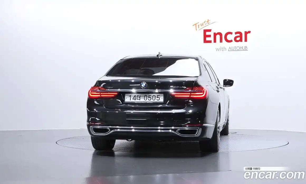BMW 7 серия 2016 4.4 автомат (гидро), фото 4