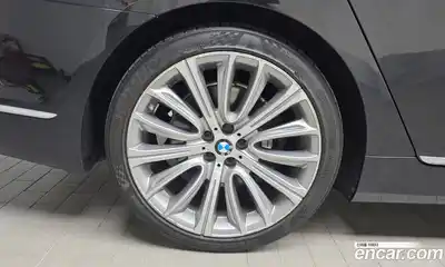 BMW 7 серия 2016 4.4 автомат (гидро), миниатюра 5