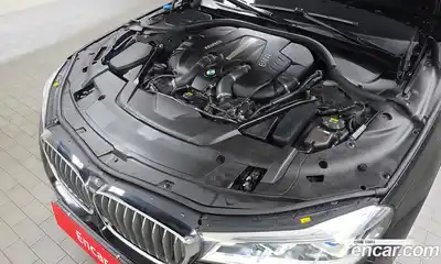 BMW 7 серия 2016 4.4 автомат (гидро), миниатюра 6
