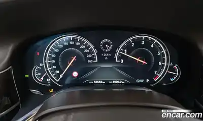 BMW 7 серия 2016 4.4 автомат (гидро), миниатюра 8