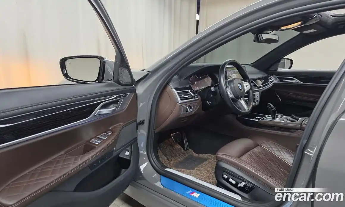 BMW 7 серия 2021 3.0 автомат (гидро), фото 13