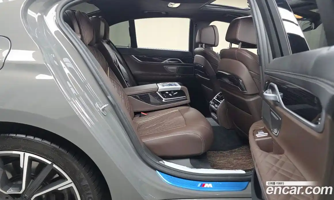 BMW 7 серия 2021 3.0 автомат (гидро), фото 18