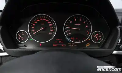 BMW 3 серия 2018 2.0 автомат (гидро), миниатюра 11