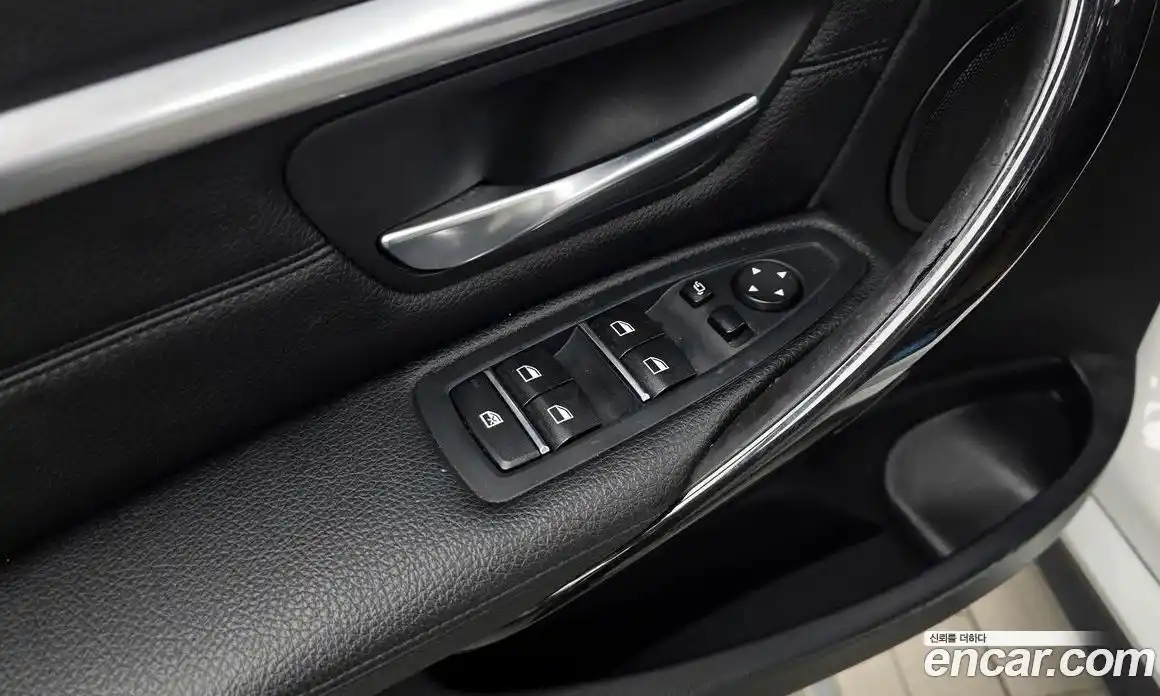 BMW 3 серия 2018 2.0 автомат (гидро), фото 27