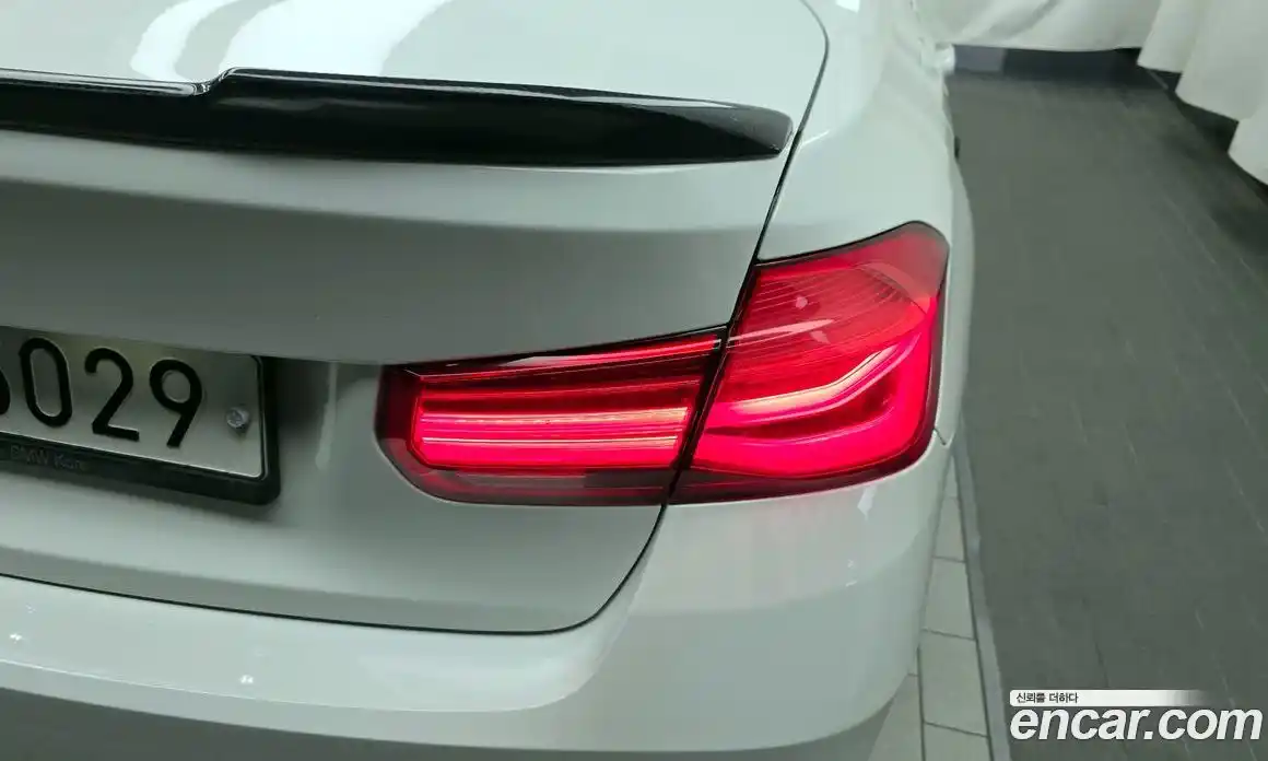 BMW 3 серия 2018 2.0 автомат (гидро), фото 9