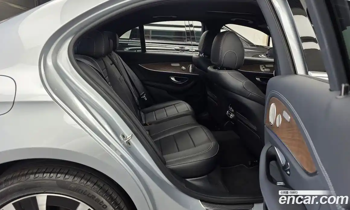 Mercedes-Benz E-Class 2021 2.0 гидро, фото 18