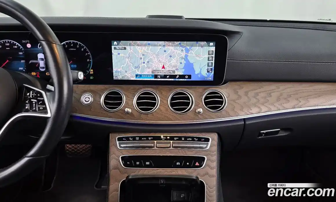Mercedes-Benz E-Class 2021 2.0 гидро, фото 20