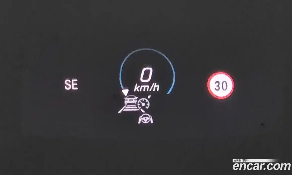Mercedes-Benz E-Class 2021 2.0 гидро, фото 23