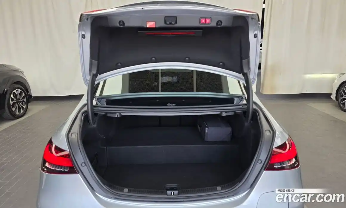 Mercedes-Benz E-Class 2021 2.0 гидро, фото 26