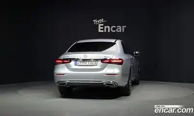 Mercedes-Benz E-Class 2021 2.0 гидро, миниатюра 4