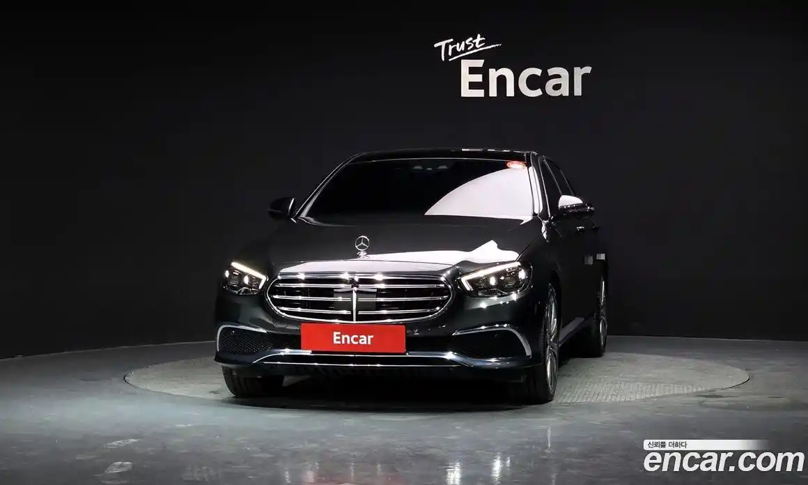 Mercedes-Benz E-Class 2021 3.0 гидро, фото 3