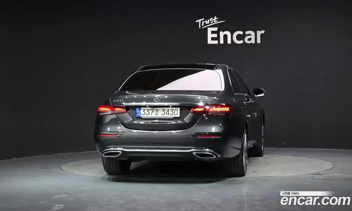 Mercedes-Benz E-Class 2021 3.0 гидро, фото 4
