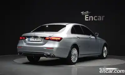 Mercedes-Benz E-Class, 2022