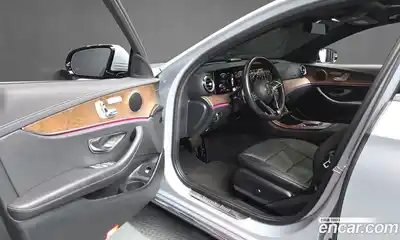 Mercedes-Benz E-Class 2022 2.0 гидро, миниатюра 12