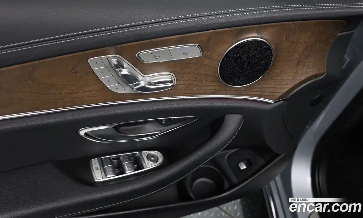 Mercedes-Benz E-Class 2022 2.0 гидро, фото 28
