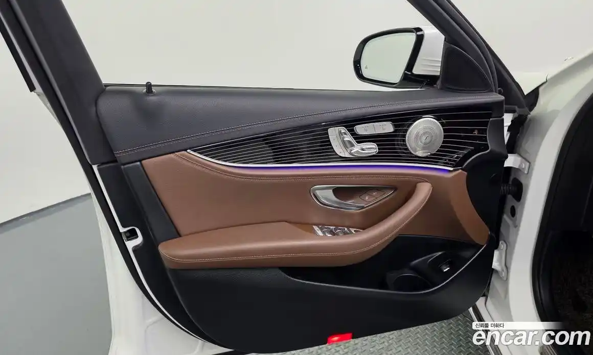 Mercedes-Benz E-Class 2021 3.0 гидро, фото 13