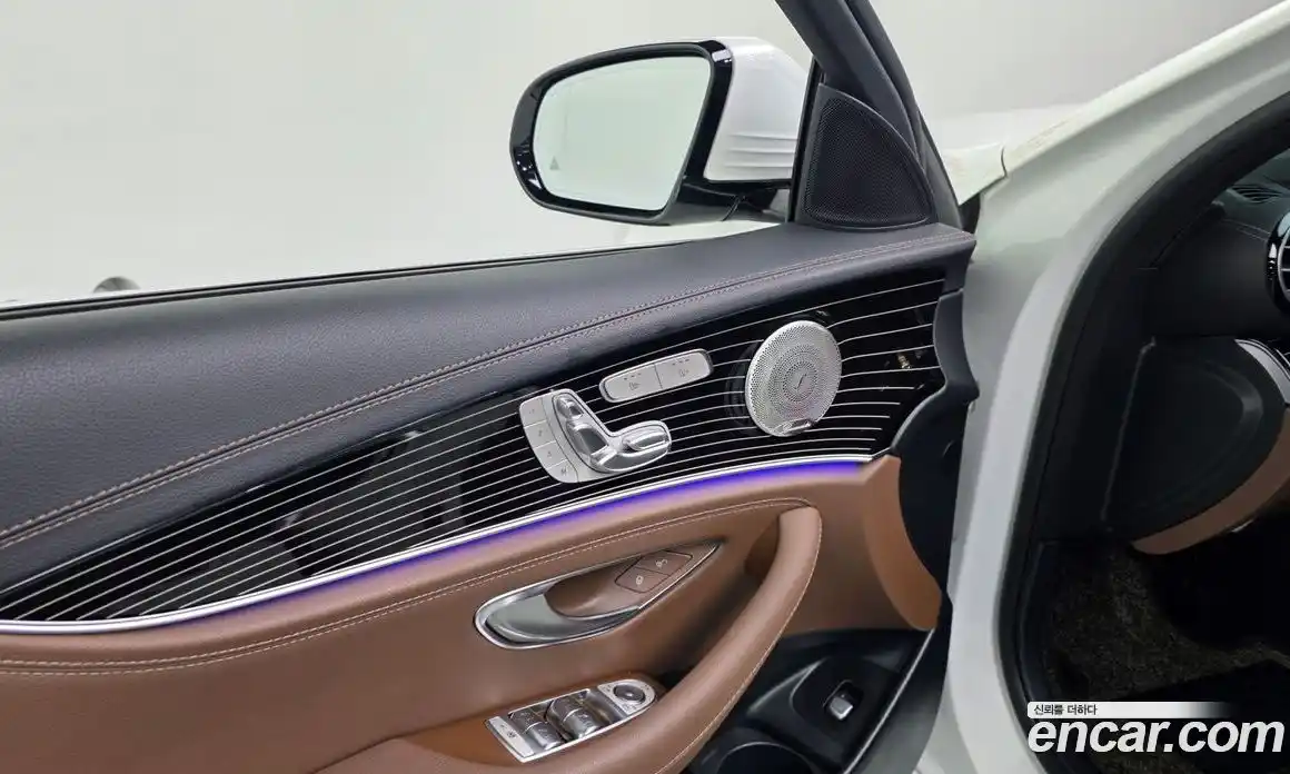 Mercedes-Benz E-Class 2021 3.0 гидро, фото 26