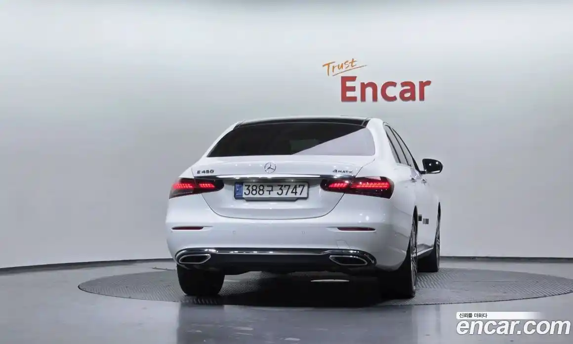 Mercedes-Benz E-Class 2021 3.0 гидро, фото 3