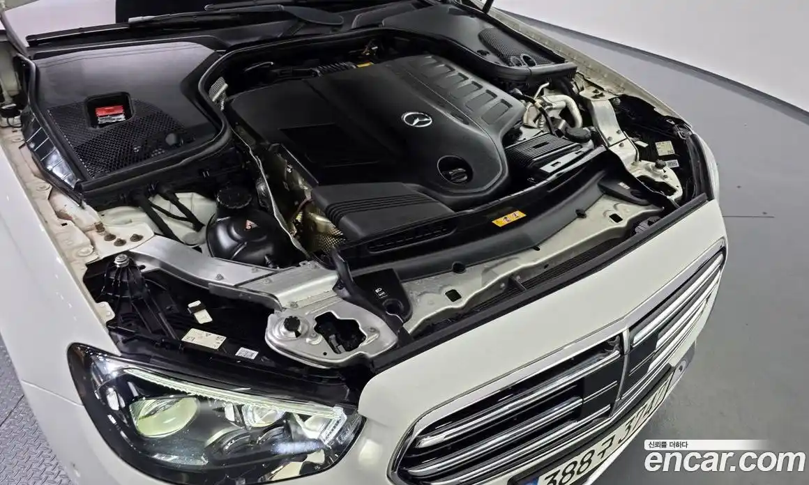 Mercedes-Benz E-Class 2021 3.0 гидро, фото 5