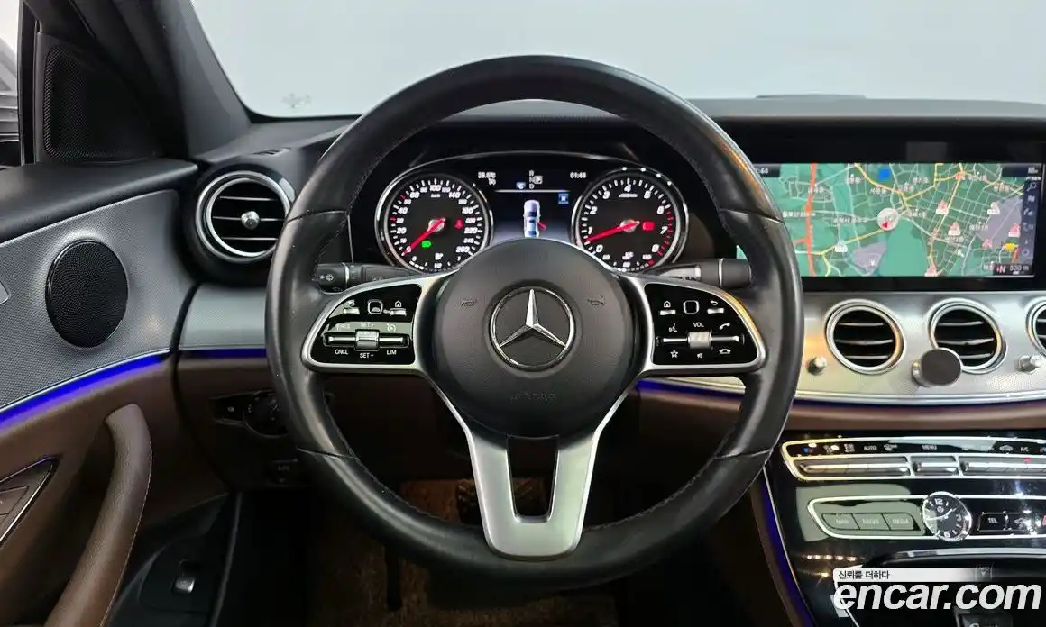 Mercedes-Benz E-Class 2019 2.0 гидро, фото 13