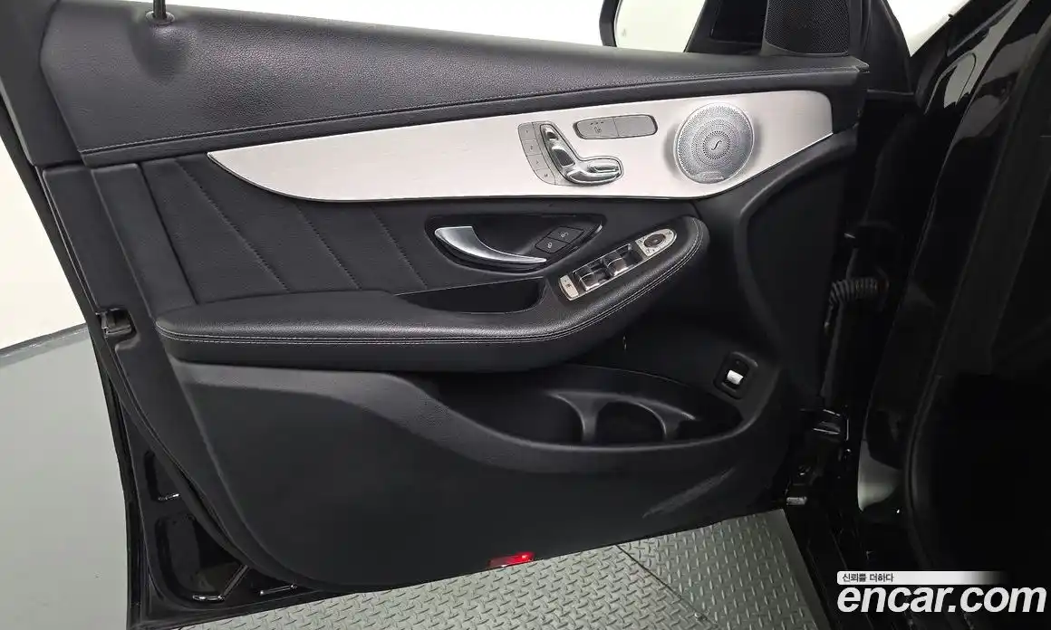 Mercedes-Benz GLC-Class 2019 2.0 автомат (гидро), фото 14