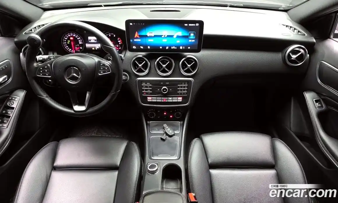 Mercedes-Benz A-Class 2016 1.6 гидро, фото 7 Mercedes-Benz A-Class 2016 1.6 гидро, фото 7
