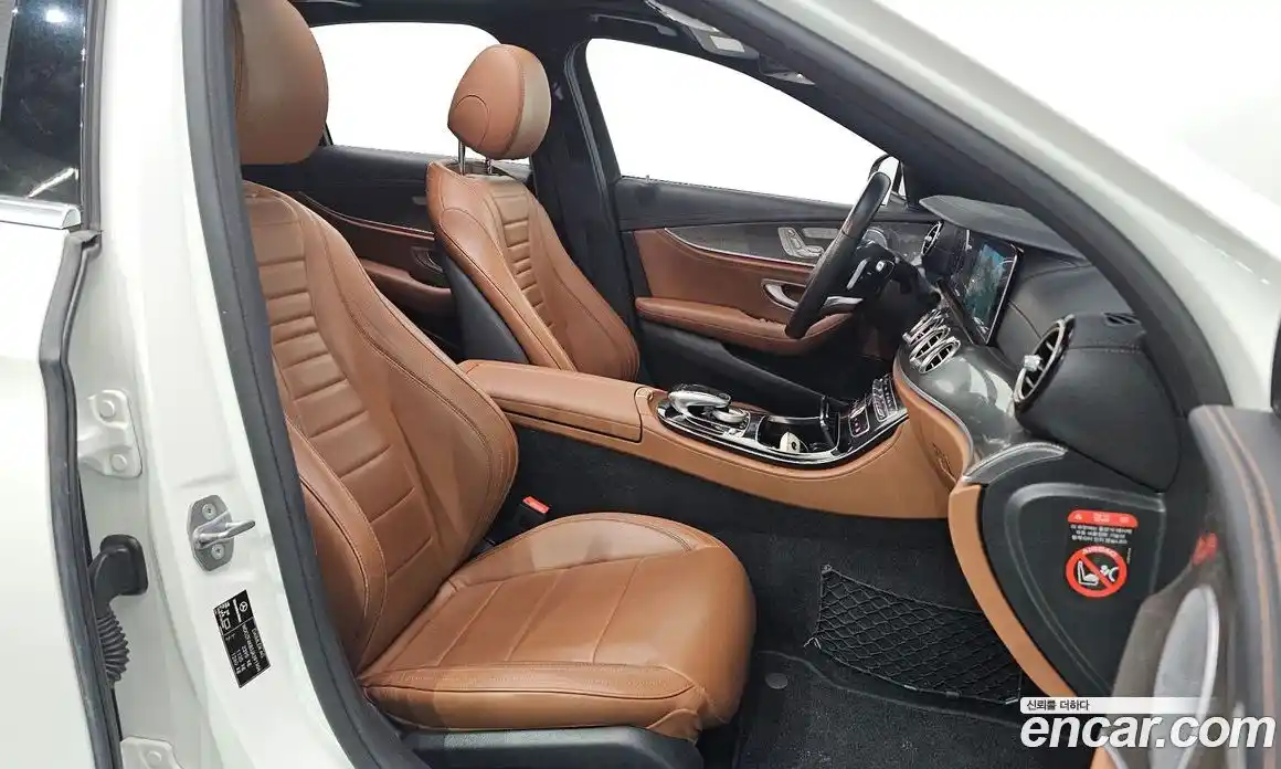 Mercedes-Benz E-Class 2018 2.0 гидро, фото 16