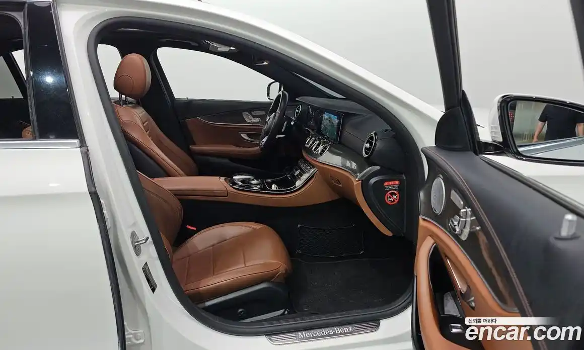 Mercedes-Benz E-Class 2018 2.0 гидро, фото 24