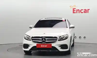 Mercedes-Benz E-Class 2018 2.0 гидро, миниатюра 3
