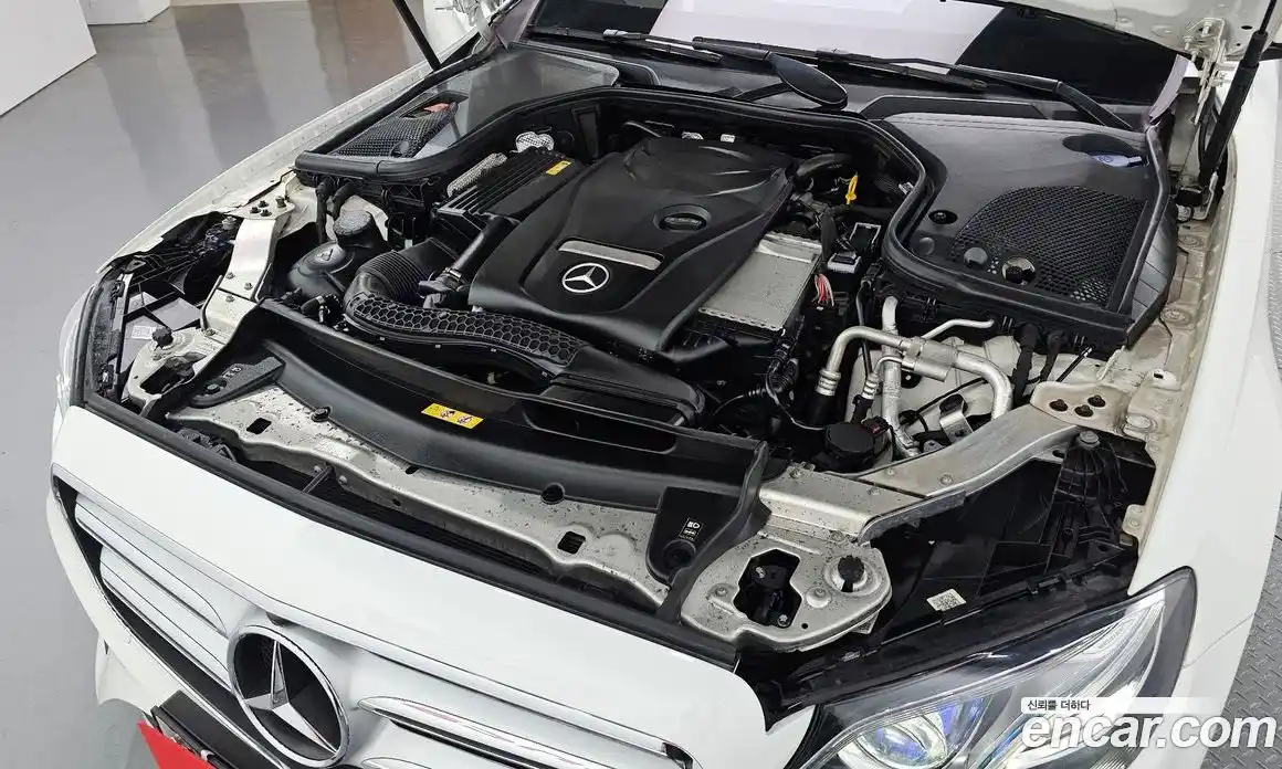 Mercedes-Benz E-Class 2018 2.0 гидро, фото 6
