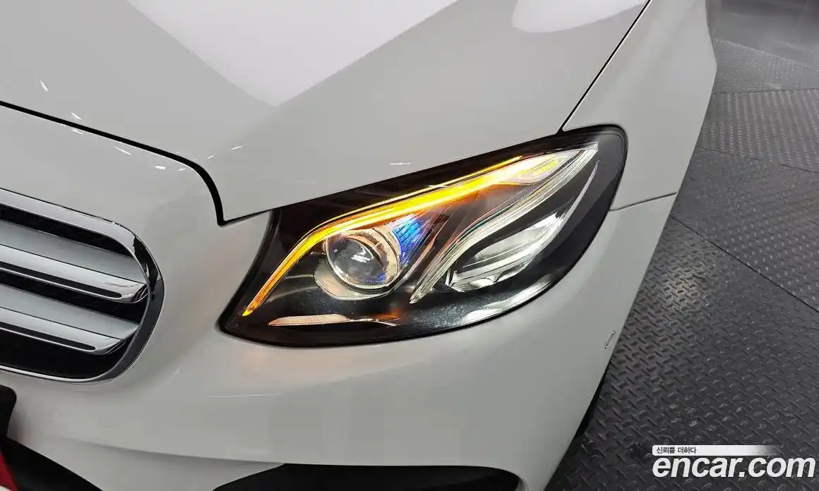 Mercedes-Benz E-Class 2018 2.0 гидро, фото 8